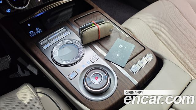 Genesis G80 2022 — photo 12