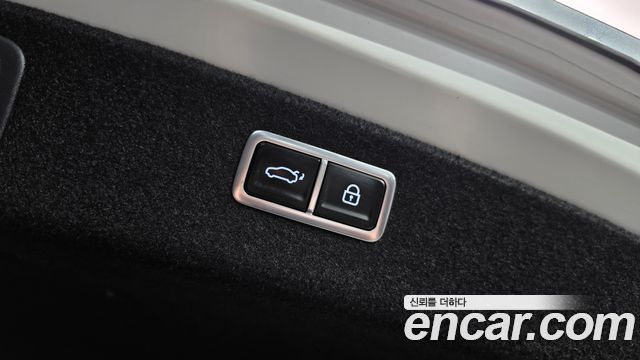 Genesis G80 2022 — photo 23
