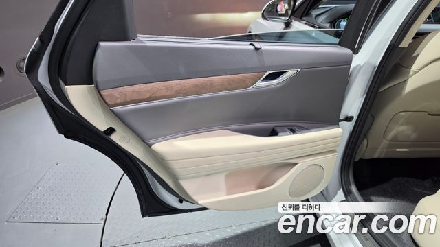 Genesis G80 2022 — photo 15
