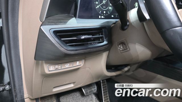 Kia K8 2023 — photo 26
