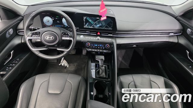 Hyundai AVANTE 2025 — photo 10