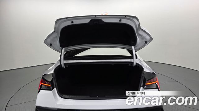 Hyundai AVANTE 2025 — photo 26