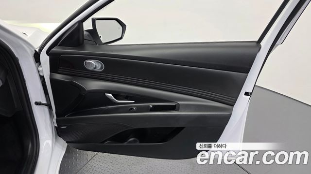 Hyundai AVANTE 2025 — photo 15