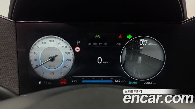 Hyundai AVANTE 2025 — photo 29