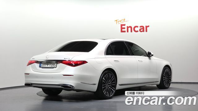Mercedes-Benz S-Class 2022 — photo 2