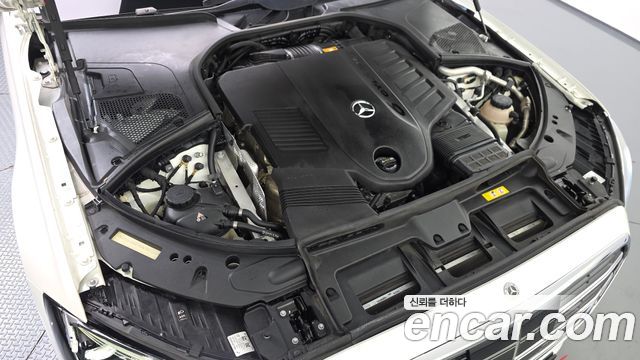 Mercedes-Benz S-Class 2022 — photo 6
