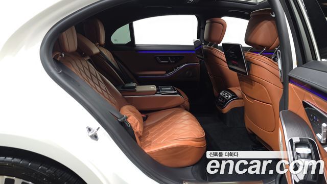 Mercedes-Benz S-Class 2022 — photo 17
