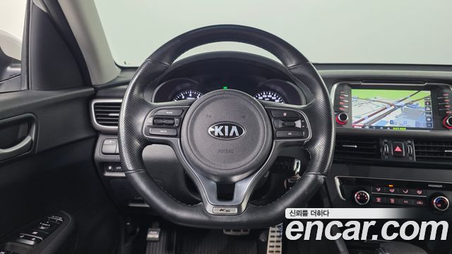 Kia K5 2016 — photo 19