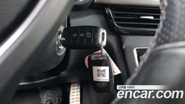 Kia K5 2016 — photo 26
