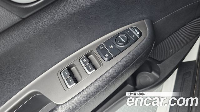 Kia K5 2016 — photo 28