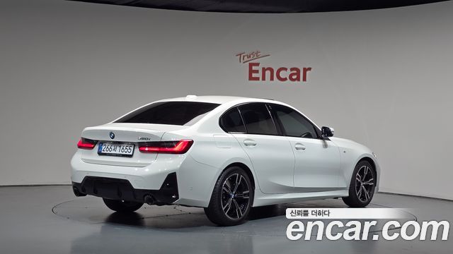 BMW 3-Series 2026 — photo 2