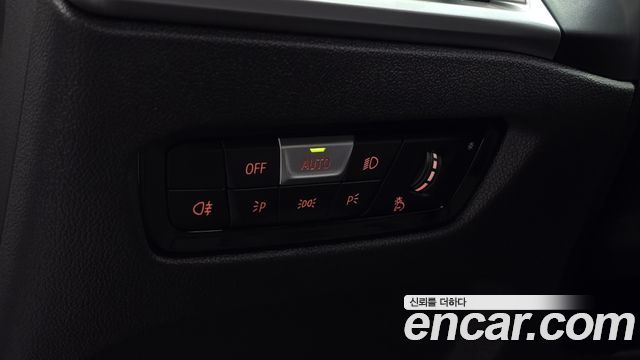 BMW 3-Series 2026 — photo 29