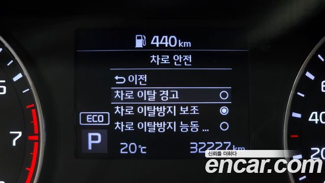 Kia K3 2021 — photo 22