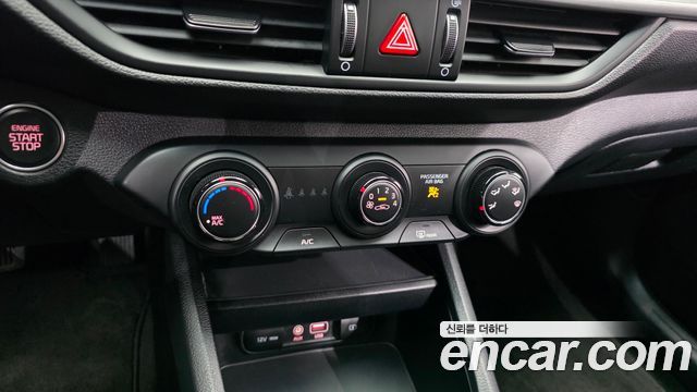 Kia K3 2021 — photo 23