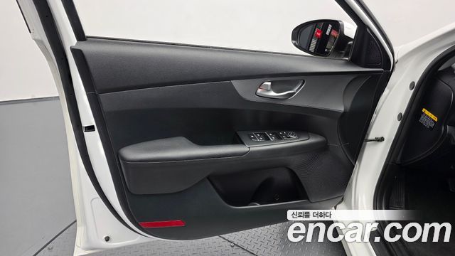 Kia K3 2021 — photo 14