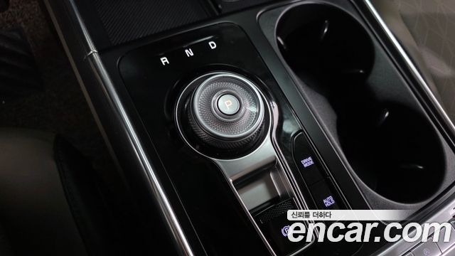 Kia Canival 2025 — photo 12