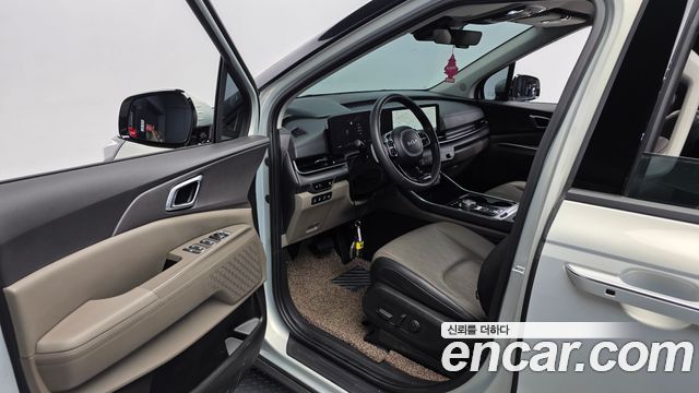 Kia Canival 2025 — photo 13