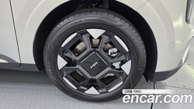 Kia Canival 2025 — photo 7