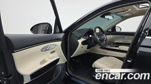 Genesis GV70 2024 — photo 10