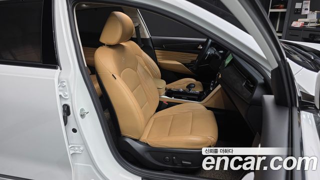 Kia K7 2021 — photo 17