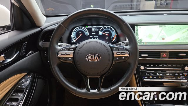 Kia K7 2021 — photo 18