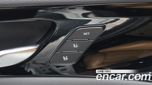 Kia K7 2021 — photo 19