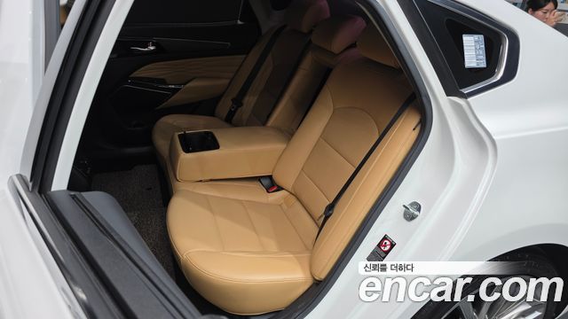 Kia K7 2021 — photo 16