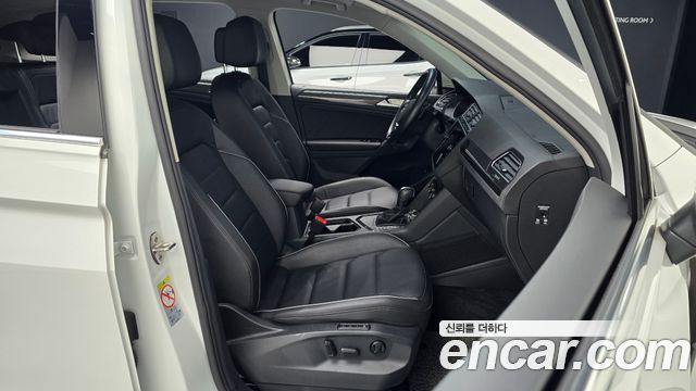 Volkswagen Tiguan 2020 — photo 13