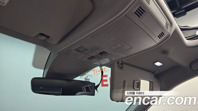 Volkswagen Tiguan 2020 — photo 32