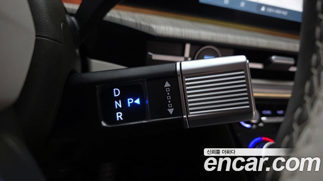 Hyundai Santafe 2025 — photo 12