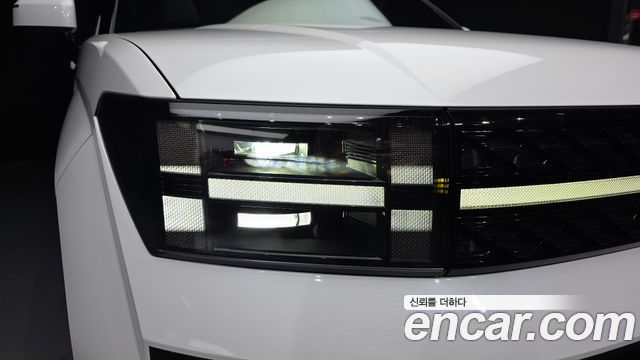 Hyundai Santafe 2025 — photo 8