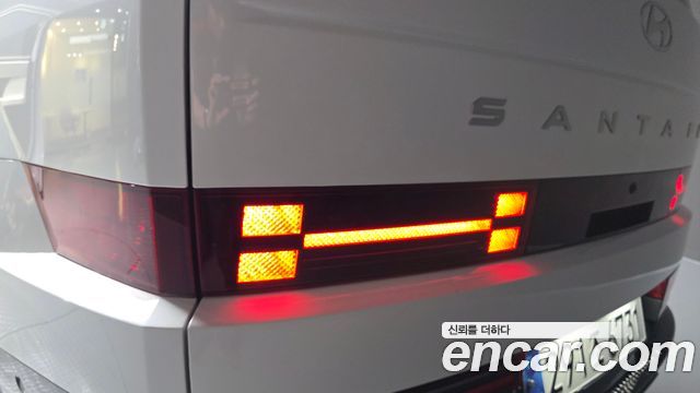 Hyundai Santafe 2025 — photo 9