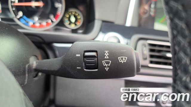 BMW 5-Series 2015 — photo 30
