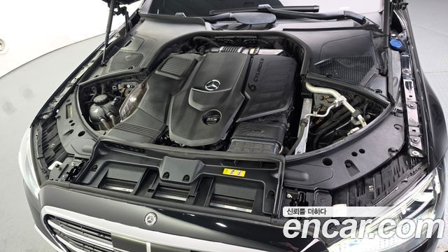 Mercedes-Benz S-Class 2021 — photo 6