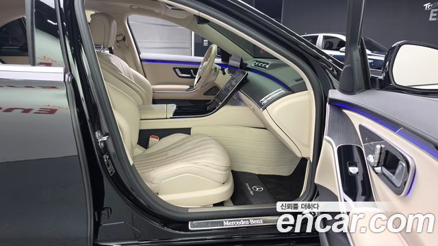 Mercedes-Benz S-Class 2021 — photo 17