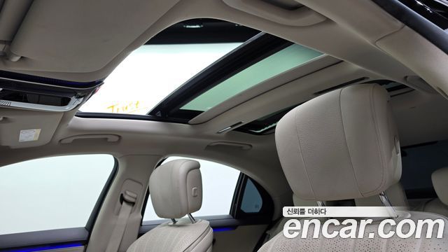 Mercedes-Benz S-Class 2021 — photo 25
