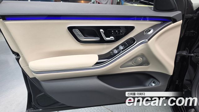 Mercedes-Benz S-Class 2021 — photo 14