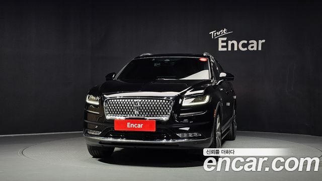 Lincoln Nautilus 2023 — photo 3
