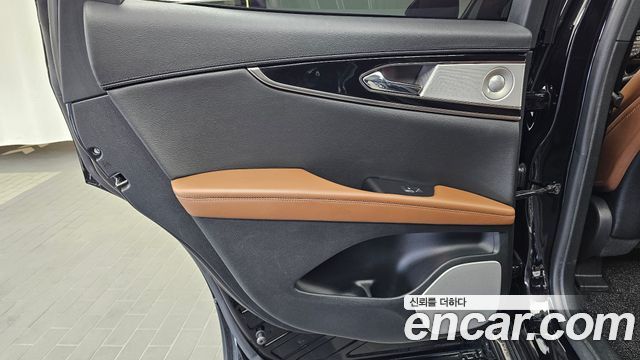 Lincoln Nautilus 2023 — photo 15