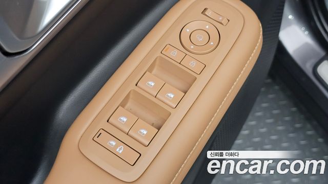 Hyundai Santafe 2024 — photo 28