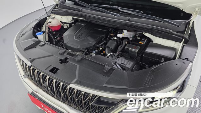 Kia Canival 2023 — photo 6