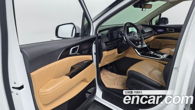 Kia Canival 2023 — photo 10