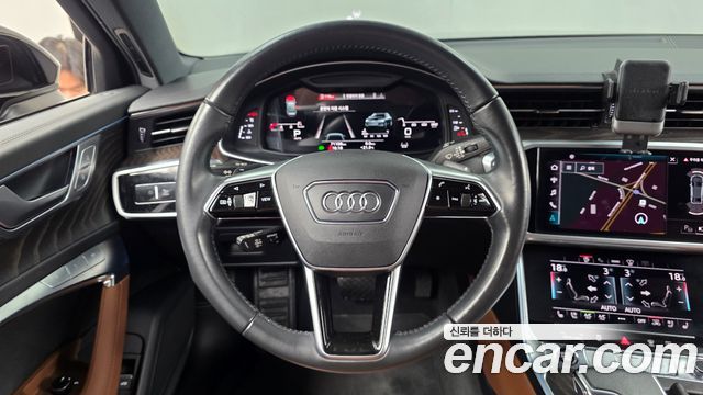 Audi A6 2021 — photo 19