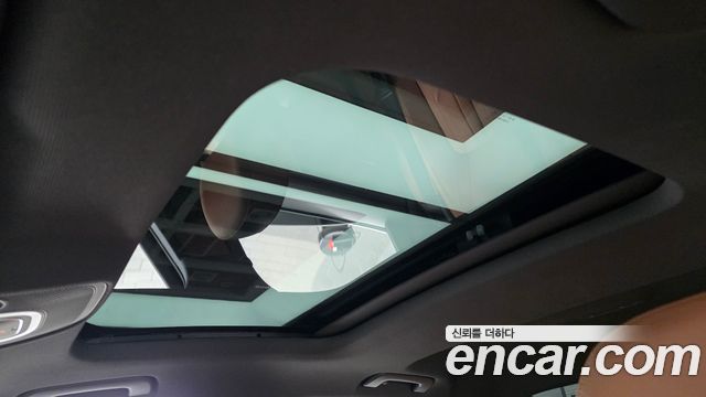 Audi A6 2021 — photo 25