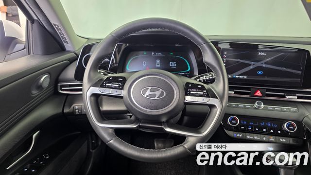 Hyundai AVANTE 2024 — photo 13