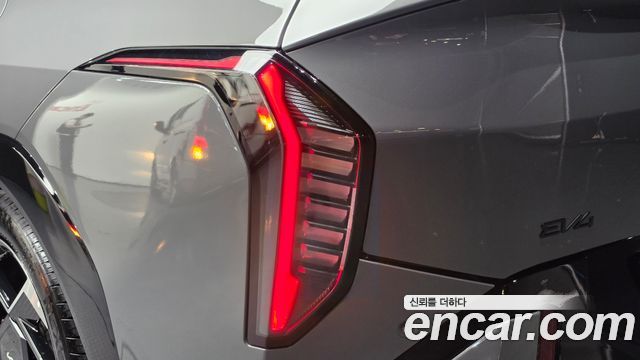 Kia EV4 2027 — photo 9