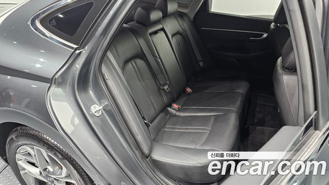 Hyundai Sonata 2020 — photo 17