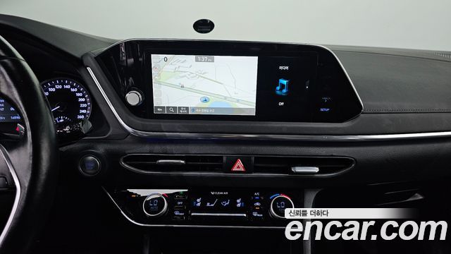 Hyundai Sonata 2020 — photo 18