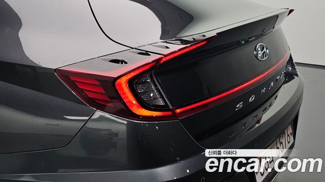 Hyundai Sonata 2020 — photo 9
