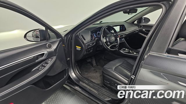 Hyundai Sonata 2020 — photo 16
